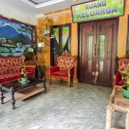 Oyo 90988 Tangkoko Jungle Homestay Rinondoran Экстерьер фото