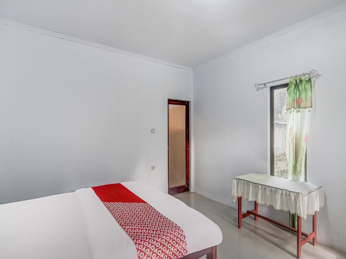 Oyo 90988 Tangkoko Jungle Homestay Rinondoran Экстерьер фото